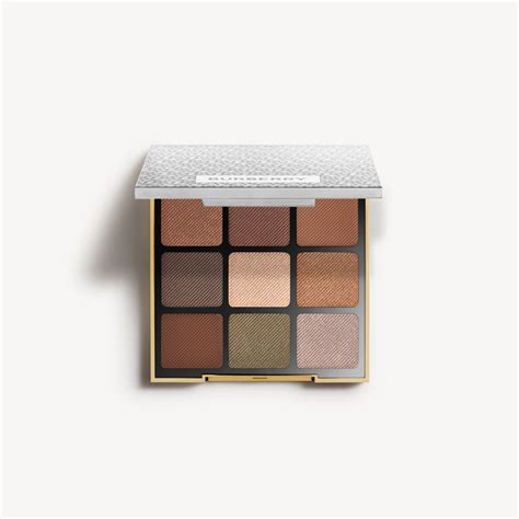 Burberry Festive Monogram Collection Eye Palette 